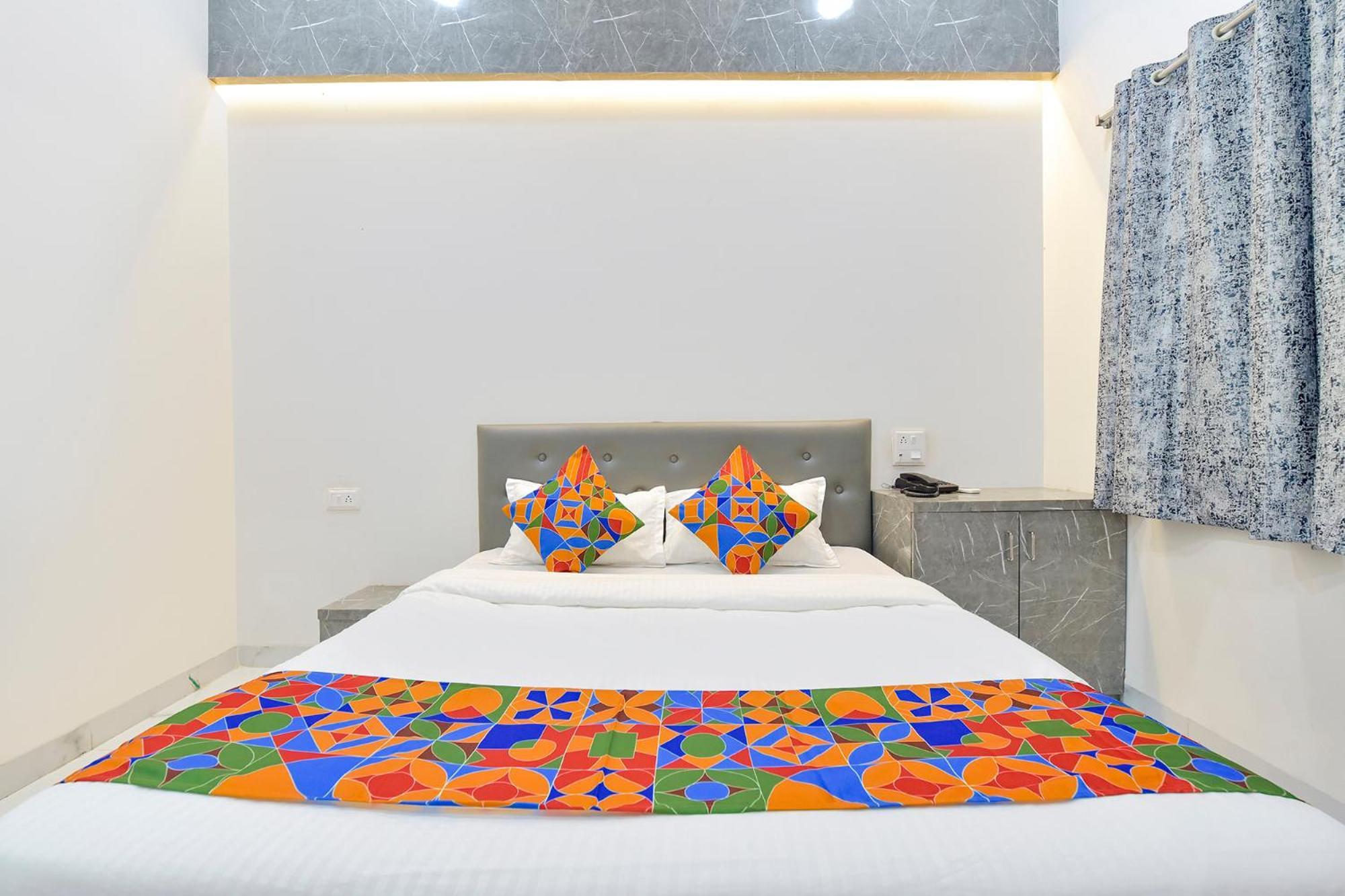 Fabhotel Grand Embassy Indore Exterior foto